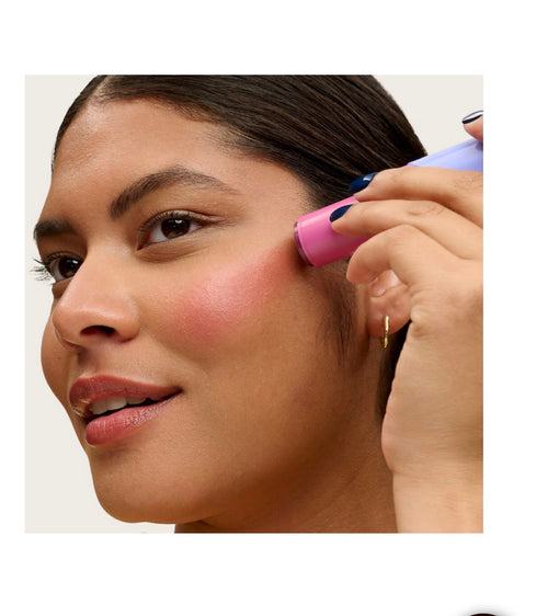BENEFIT COSMETICS
Juice Stick - Blush Gel Effetto Luminoso